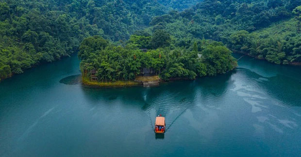 Thắng cảnh có tên gọi gây tò mò nhất Trung Quốc: Đẹp như tiên giới, ai cũng muốn ghé thăm 1 lần trong đời