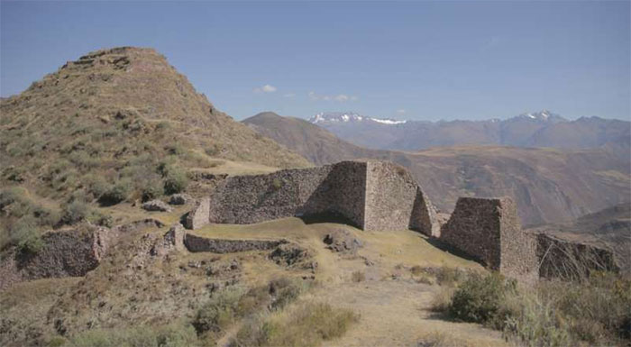 Thành phố Inca cổ đại trên núi cao 4.000m