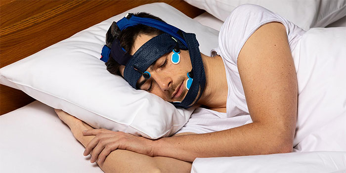 Thiết bị công nghệ hỗ trợ người dùng ngủ sâu