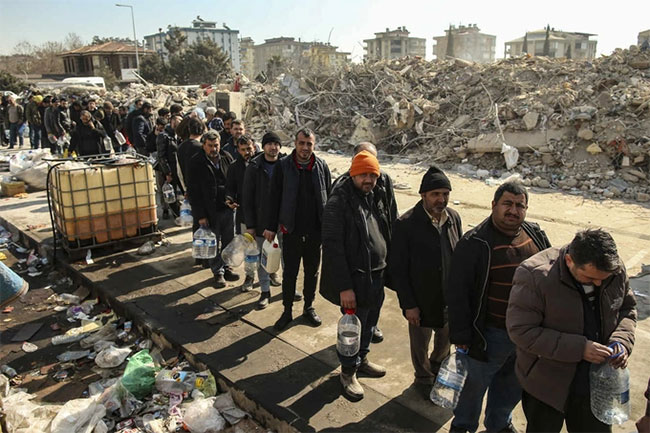 Thổ Nhĩ Kỳ đối mặt nhiều rủi ro về môi trường sau thảm họa động đất