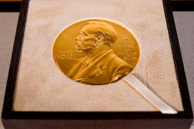 Tiền thưởng cho người thắng giải Nobel đến từ đâu?