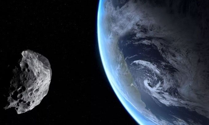 Tiểu hành tinh 130m sắp bay sượt qua Trái đất