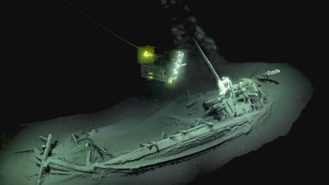 Tìm thấy xác tàu cổ nhất còn nguyên vẹn ở Biển Đen