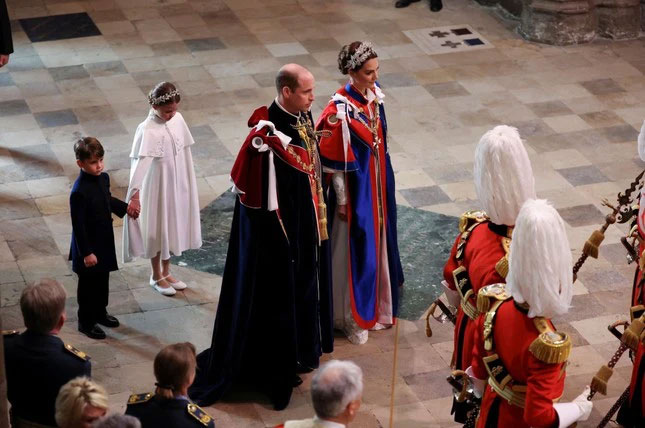 Toàn cảnh Lễ đăng quang Vua Charles III: Đại lễ kết hợp giữa nghi thức truyền thống và hiện đại