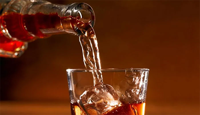 Top 6 đồ uống làm con người lão hóa nhanh hơn