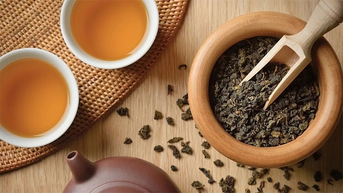 Top 6 loại trà giúp giảm đau bụng kinh bạn nên biết