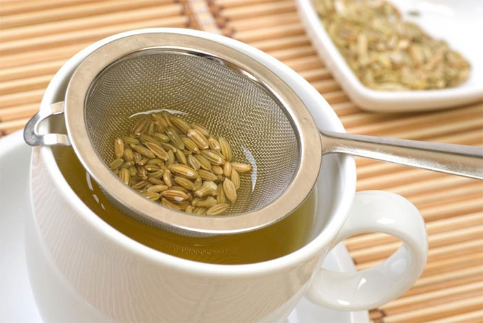 Top 6 loại trà giúp giảm đau bụng kinh bạn nên biết