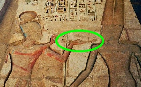 Top 9 điều ít ai biết về cuộc sống của người Ai Cập cổ đại: Thực hiện ca mổ khó, còn biết chơi bowling