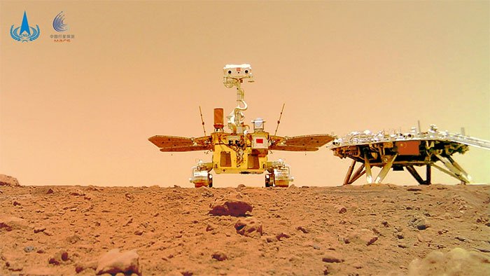 Trung Quốc công bố loạt ảnh đầu tiên trên sao Hỏa của tàu thăm dò Zhurong