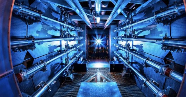 Trung Quốc đang tạo tia laser mạnh gấp 10.000 lần điện năng thế giới