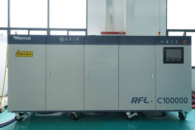 Trung Quốc phát triển laser công suất siêu cao 100 kW