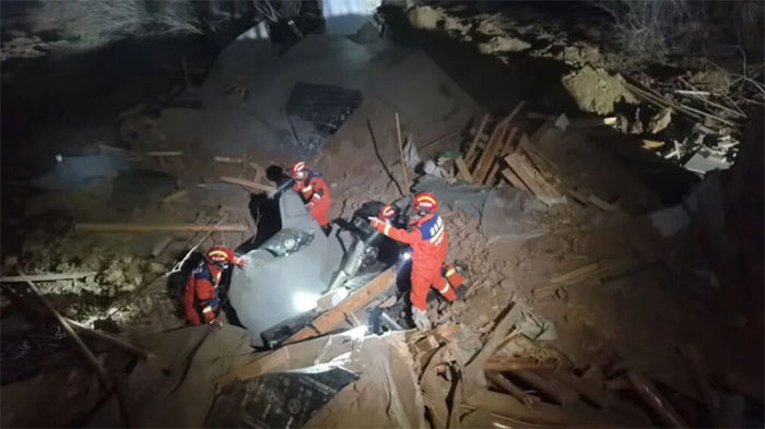 Trung tâm Mạng lưới Địa chấn Trung Quốc phát hiện nguyên nhân động đất ở Cam Túc: Đứt gãy ngược điển hình!