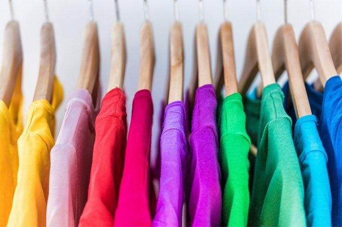 Tủ quần áo của bạn cũng đang vô tình làm ô nhiễm đại dương?