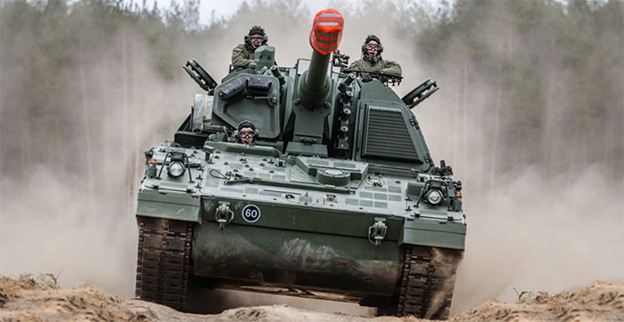 Uy lực pháo tự hành PzH 2000 trị giá gần 5 triệu đô của Đức