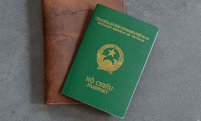 Vì sao có quy định hộ chiếu phải còn hạn 6 tháng?