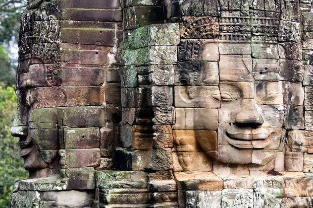 Vì sao Đế chế Khmer cổ buộc phải dời đô để rồi sụp đổ?