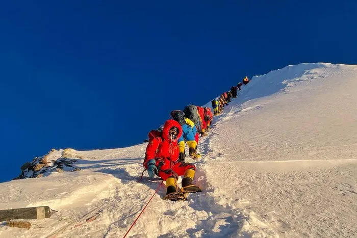 Vì sao đỉnh Everest lại có sức hút với nhiều người đến vậy?