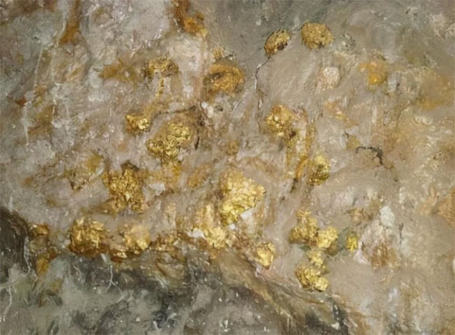 Vì sao suốt 80 năm không ai dám đào mỏ vàng có trữ lượng lớn bậc nhất thế giới?