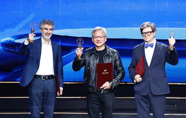 Vì sao tỷ phú Jensen Huang - CEO của NVIDIA giành giải VinFuture 2024?