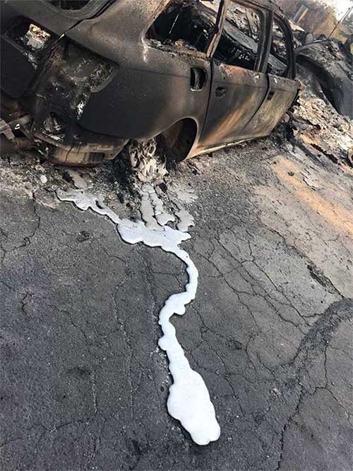 Vì sao xe hơi cháy mà có thể vụn tan cả vành?