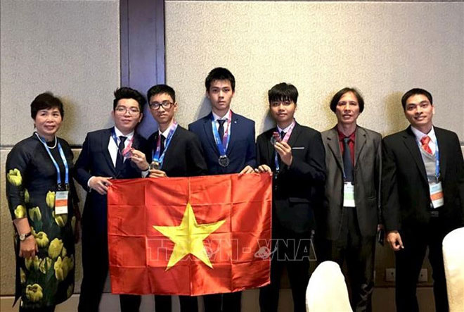 Việt Nam có huy chương vàng Olympic Thiên văn học quốc tế đầu tiên