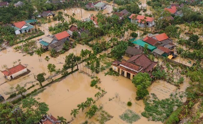Việt Nam đang chịu tác động thời tiết tồi tệ nhất thế giới