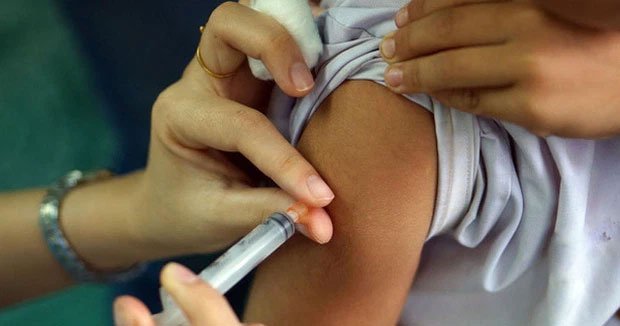 WHO khuyến cáo vaccine ngừa Covid-19 gây triệu chứng giống cúm
