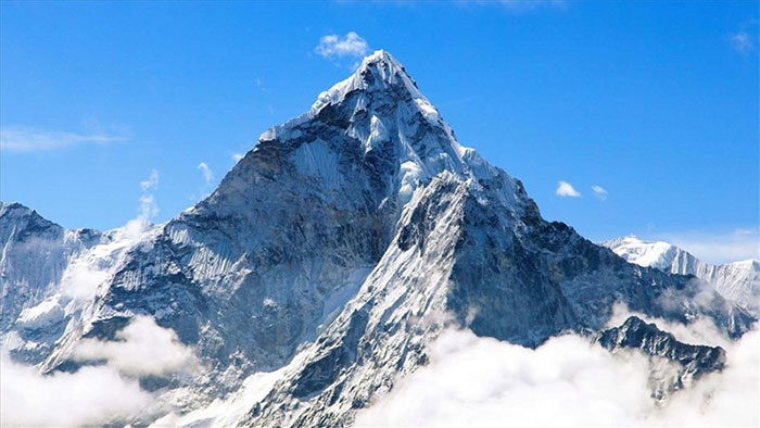 Xói mòn đe dọa độ cao của ngọn núi Everest