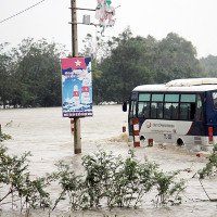 10 người chết vì mưa lũ miền Trung