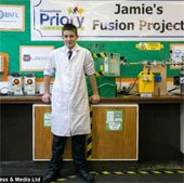 13 tuổi chế tạo lò phản ứng hạt nhân