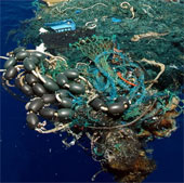 35.000 tấn nhựa trôi trên các đại dương thế giới