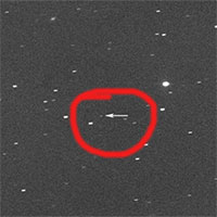 Ảnh chụp tiểu hành tinh rộng 225m lao tới gần Trái đất