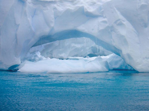 Bắc Băng Dương thải ra khí gây hiệu ứng nhà kính