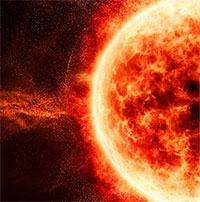Bão địa từ Mặt trời khổng lồ bất ngờ đập vào Trái đất từ ​​nguồn bí ẩn