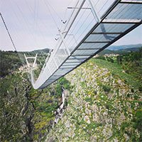 Bồ Đào Nha khánh thành cầu đi bộ trên núi dài nhất thế giới
