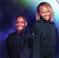 Bộ đôi phi hành gia mẹ và con gái đầu tiên ở vùng Caribean chinh phục vũ trụ