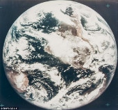 Bức ảnh màu đầu tiên chụp hình trái đất