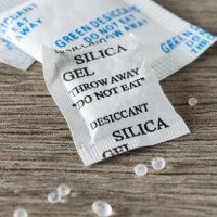 Bước đầu tìm ra chất hút ẩm mới hiệu quả gấp đôi silica gel