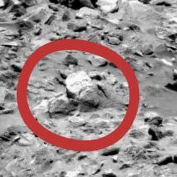 Các fan cuồng phát hiện “vị thần cổ đại” trên sao Hỏa