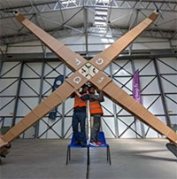 Các kỹ sư ở Đại học Manchester chế tạo drone 4 cánh lớn nhất thế giới