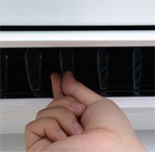 Cách khắc phục khi máy lạnh bị chớp đèn