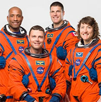 Chế độ luyện tập của 4 phi hành gia chuẩn bị bay lên Mặt trăng