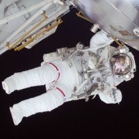 Chuyến đi bộ ngoài không gian thứ 196 của phi hành gia NASA