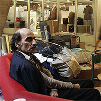 Cụ ông Iran qua đời tại sân bay Pháp sau khi sống ở đây hơn một thập kỷ