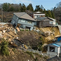 Động đất Nhật Bản khiến mặt đất nhô cao hơn 4m