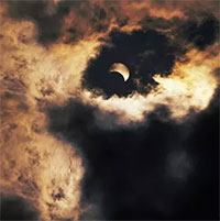 Hôm nay 40% người Trái đất chứng kiến Mặt trời hóa trăng lưỡi liềm
