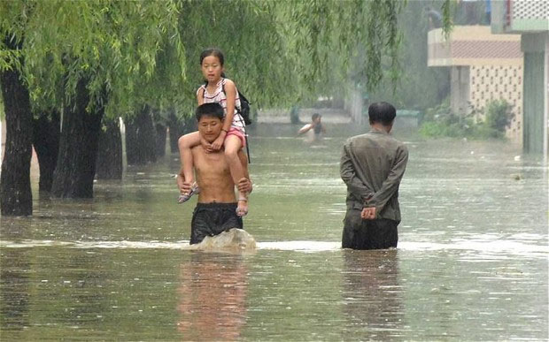 Hơn 100 người chết vì lũ lụt tại Triều Tiên