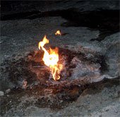 Hòn đá cháy 2.500 năm ở Thổ Nhĩ Kỳ