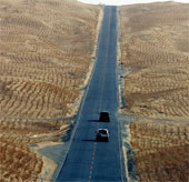 Khám phá quốc lộ sa mạc dài nhất thế giới