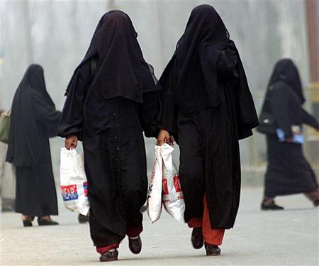 Khám phá sự thật về tấm khăn trùm đầu của phụ nữ Hồi giáo